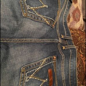 Woman’s wrangler jeans